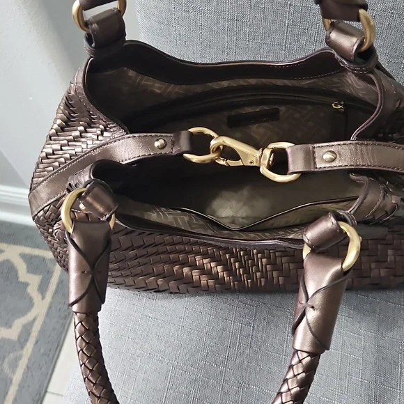 Cole Hann Woven Metallic Gray Shoulder Bag *LUX* - Picture 5 of 9